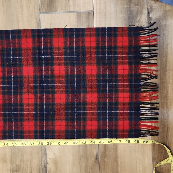 Red blue green and white plaid scarf - Picture 5 of 6